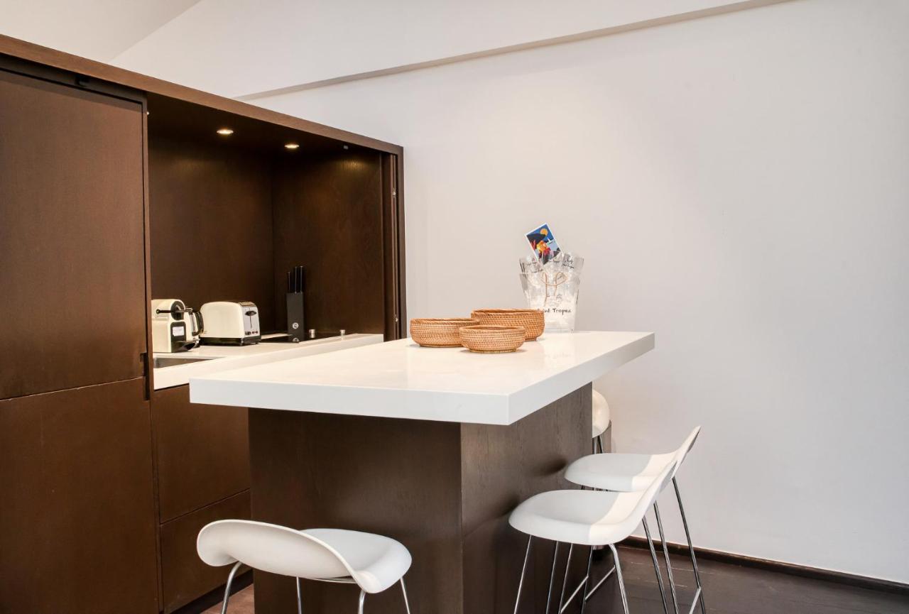 Appartement Place Des Lices Avec Parking Saint-Tropez Eksteriør bilde