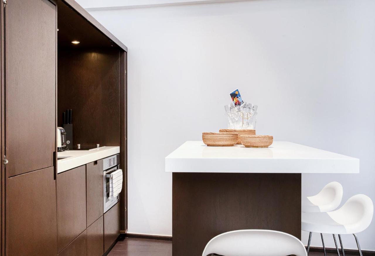 Appartement Place Des Lices Avec Parking Saint-Tropez Eksteriør bilde